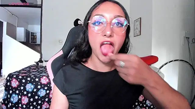 Snapshot of adrena_10 chatting on July 19, 10:35 pm adrena 10 online show from July 19, 10:35 pm