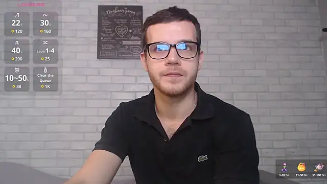 Snapshot of Alexxx_horny chatting on January 11, 12:29 pm Alexxx horny online show from January 11, 12:29 pm