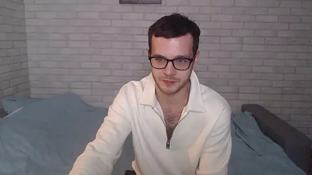 Snapshot of Alexxx_horny chatting on January 19, 8:51 pm Alexxx horny online show from January 19, 8:51 pm