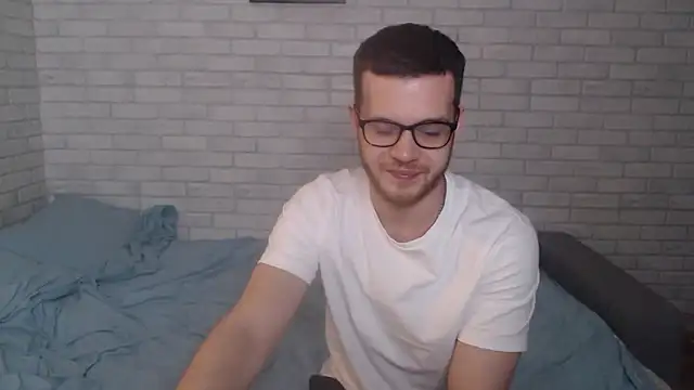 Snapshot of Alexxx_horny chatting on February 16, 4:42 pm Alexxx horny online show from February 16, 4:42 pm