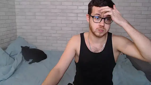 Snapshot of Alexxx_horny chatting on March 17, 5:38 pm Alexxx horny online show from March 17, 5:38 pm