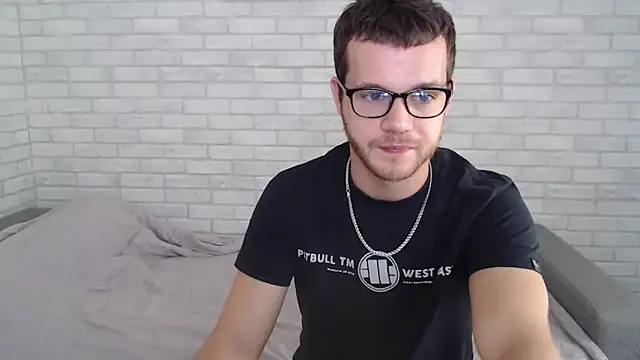 Snapshot of Alexxx_horny chatting on September 30, 7:57 am Alexxx horny online show from September 30, 7:57 am