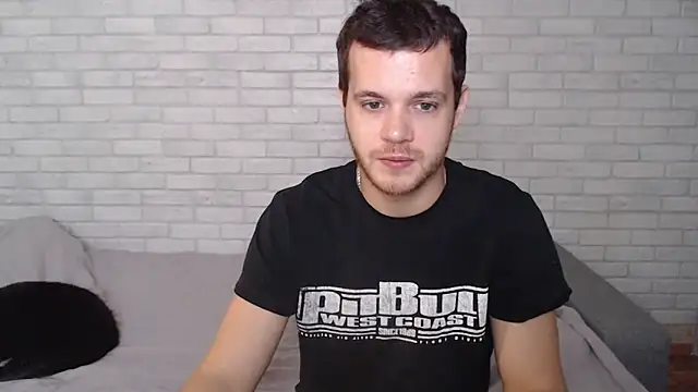 Snapshot of Alexxx_horny chatting on October 6, 8:23 am Alexxx horny online show from October 6, 8:23 am