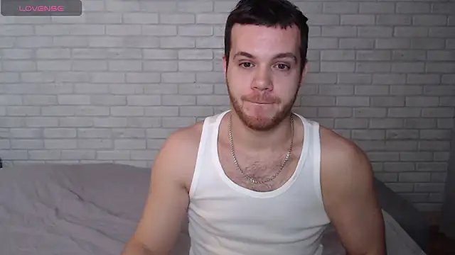 Snapshot of Alexxx_horny chatting on December 2, 5:46 am Alexxx horny online show from December 2, 5:46 am