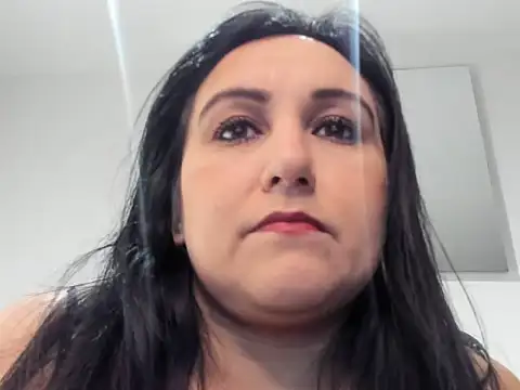 Snapshot of foxy-porn1 chatting on June 7, 6:33 pm foxy-porn1 online show from June 7, 6:33 pm