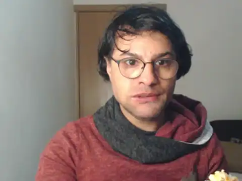 wildpussycat23 online show from February 19, 11:45 pm