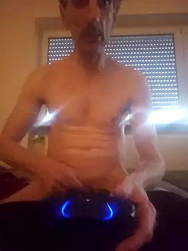 laeuferAss online show from March 3, 4:57 pm