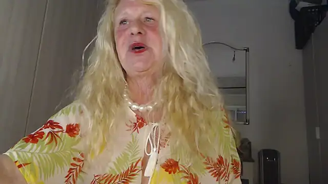 THESensualhorny online show from February 20, 2:02 pm