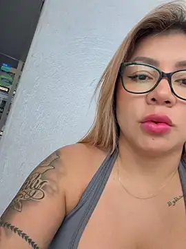 Snapshot of DIANITA_1988 chatting on March 3, 12:55 pm DIANITA 1988 online show from March 3, 12:55 pm