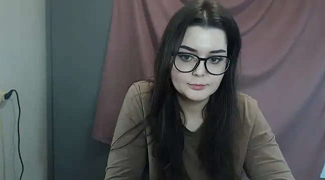 ohhhMie online show from February 13, 5:01 pm