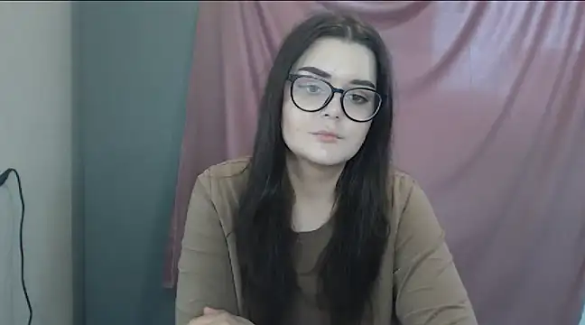 ohhhMie online show from February 16, 12:43 pm