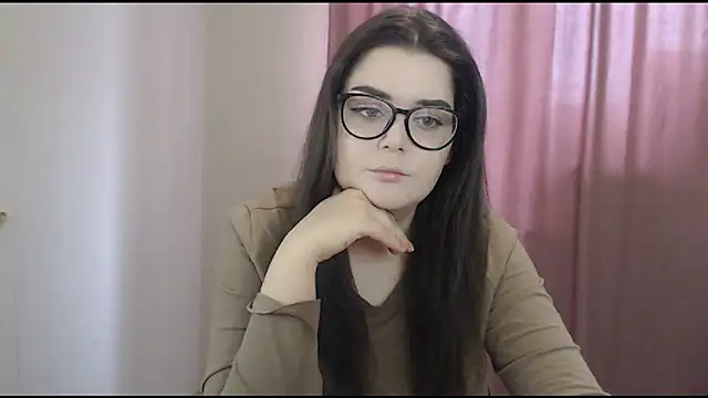 ohhhMie online show from February 27, 12:23 pm