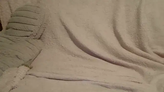 beautylovess online show from April 15, 2:13 pm