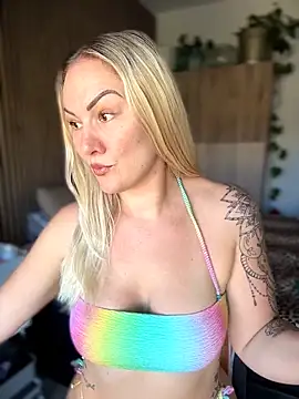 NastyMilf  online show from March 30, 8:15 am