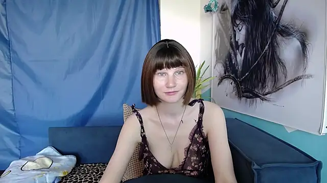 Snapshot of cornflower_mm chatting on June 9, 1:39 am cornflower mm online show from June 9, 1:39 am