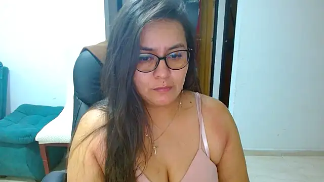 Ixchel Anaid online show from May 24, 12:37 am