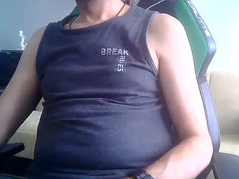 Snapshot of boran34 chatting on June 26, 3:27 pm boran34 online show from June 26, 3:27 pm