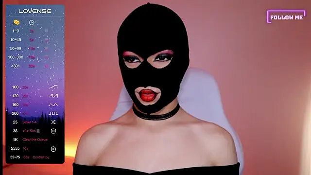 Bigfemblue online show from March 15, 11:38 am