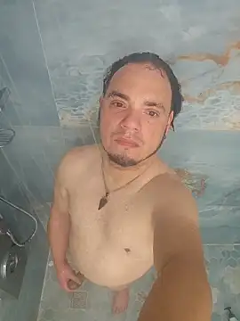 latinoflpr online show from February 20, 1:46 am