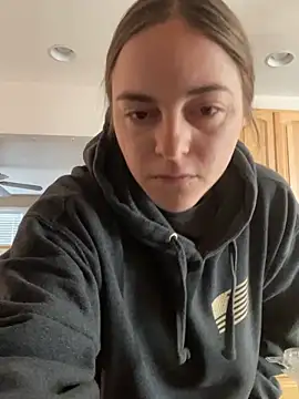 jaseyrae online show from April 18, 12:09 pm