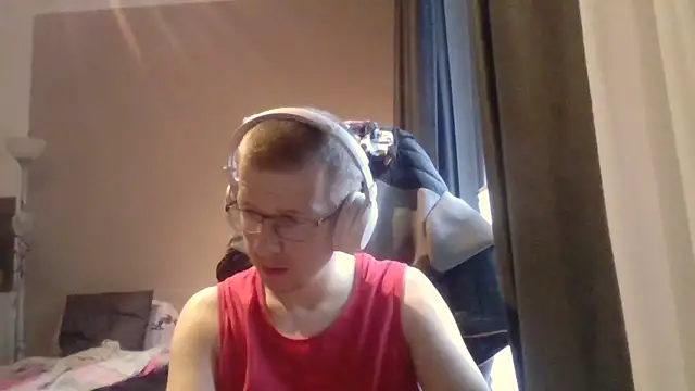 David250692 online show from June 9, 5:52 am