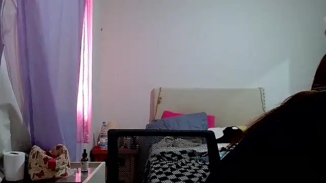 chelbyy online show from January 12, 2:11 pm