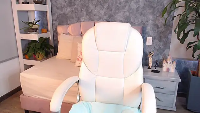 niko robin online show from September 22, 7:38 pm