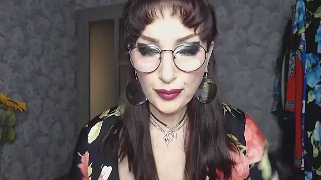 Aziza1 online show from April 19, 1:32 pm