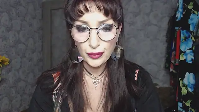 Aziza1 online show from June 5, 1:17 pm
