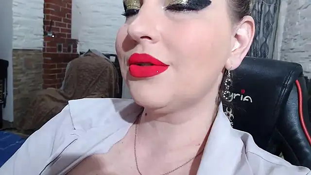 piticaforever online show from March 11, 8:26 pm