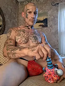 Casey884life online show from August 5, 8:33 pm