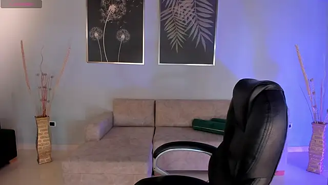 MorganHicks online show from September 22, 7:38 pm