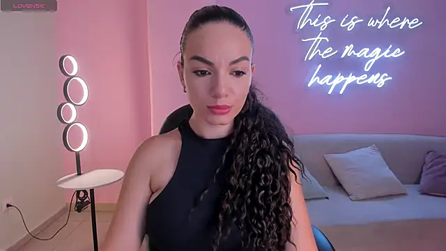 MorganHicks online show from February 23, 8:06 pm