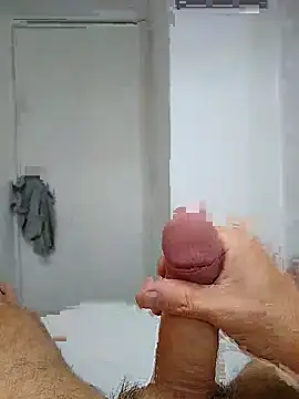 Snapshot of Alvaro2017 chatting on February 23, 5:10 pm Alvaro2017 online show from February 23, 5:10 pm