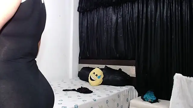 venuz mendoza20 online show from March 23, 1:04 pm