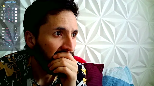 Snapshot of jerryandjessica chatting on October 25, 7:19 pm jerryandjessica online show from October 25, 7:19 pm