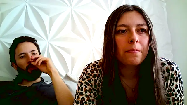 Snapshot of jerryandjessica chatting on November 14, 9:57 pm jerryandjessica online show from November 14, 9:57 pm