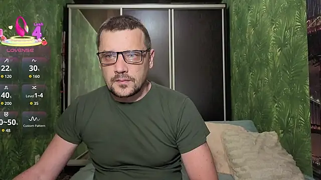 DanielOhCool online show from June 15, 6:48 am