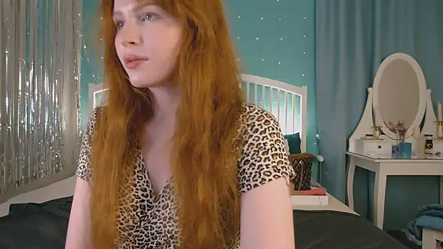 Snapshot of GingerArin chatting on May 30, 12:46 pm GingerArin online show from May 30, 12:46 pm