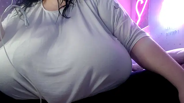 SenzualHotM online show from March 22, 1:11 am