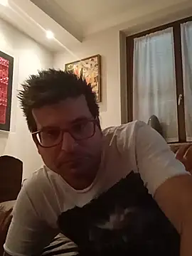 dario84rozz online show from July 8, 1:48 pm