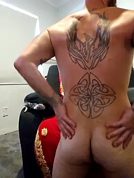 PhoenixDesirexh online show from January 13, 1:00 am