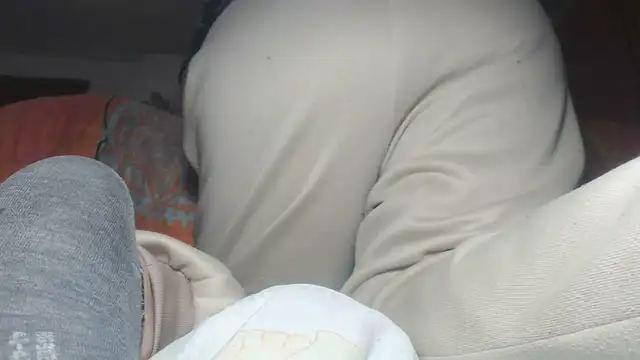 Snapshot of prettyangelsquirt chatting on June 19, 12:37 am prettyangelsquirt online show from June 19, 12:37 am