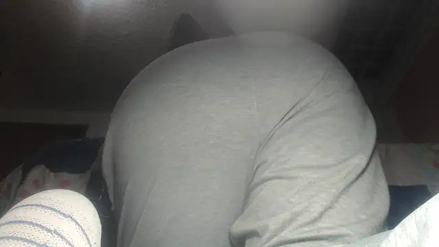 Snapshot of prettyangelsquirt chatting on June 27, 12:26 am prettyangelsquirt online show from June 27, 12:26 am
