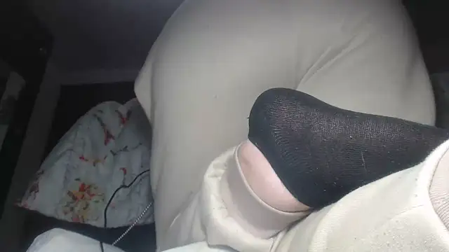 Snapshot of prettyangelsquirt chatting on July 16, 1:44 am prettyangelsquirt online show from July 16, 1:44 am