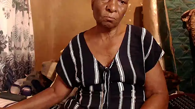 NaughtyGranny online show from February 15, 8:49 pm