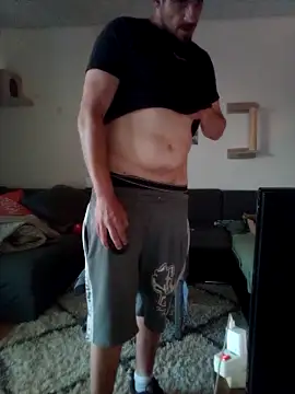 Snapshot of Codymc89 chatting on June 14, 7:05 pm Codymc89 online show from June 14, 7:05 pm