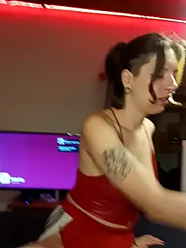 Rabit Snake online show from December 12, 1:32 am