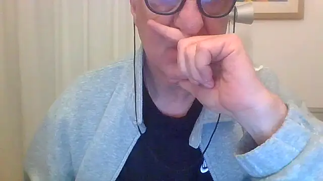 ANONIMO7735 online show from March 10, 6:24 pm