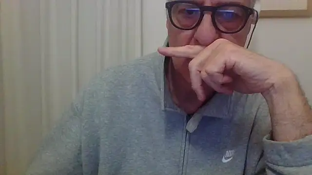 ANONIMO7735 online show from March 25, 6:36 pm